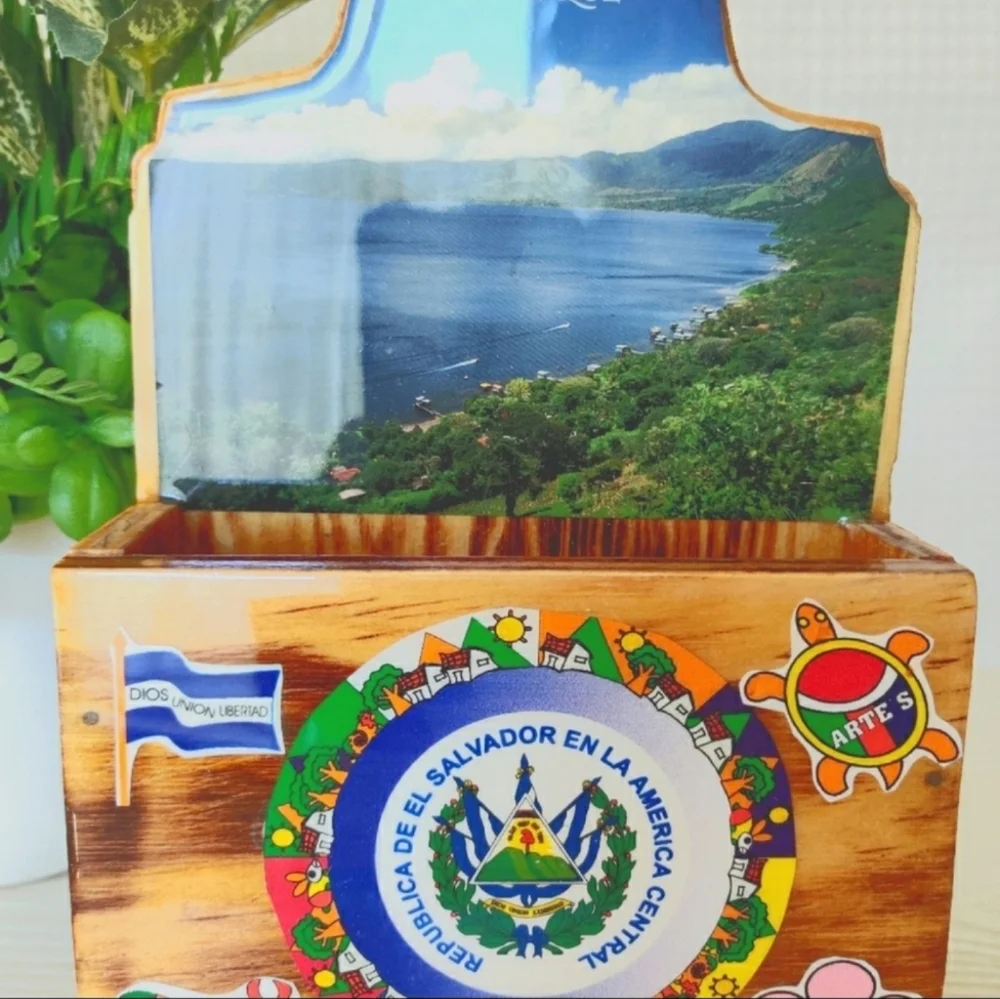 Wooden letter and key holder from El Salvador